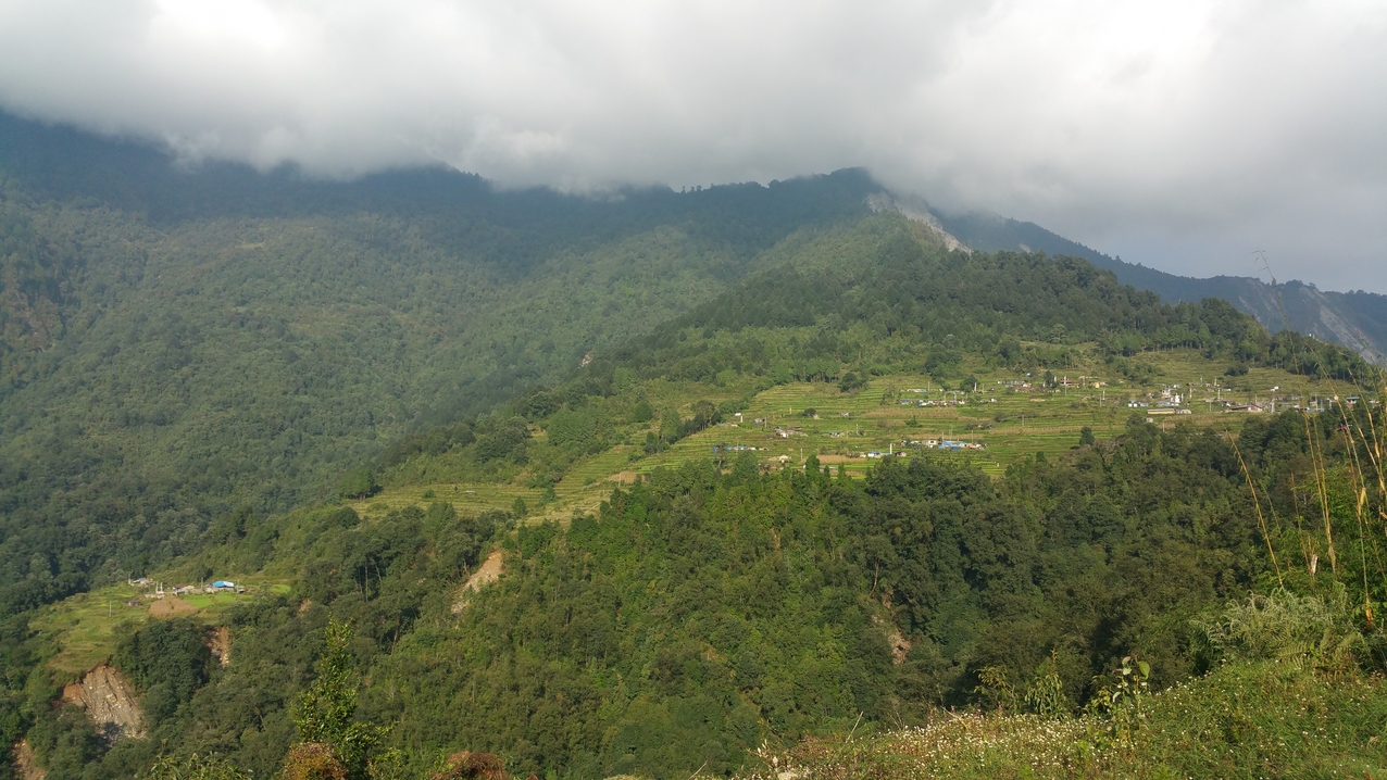 Ganyul mit einem etwas abgelegneren Ortsteil (die "Weststadt").
