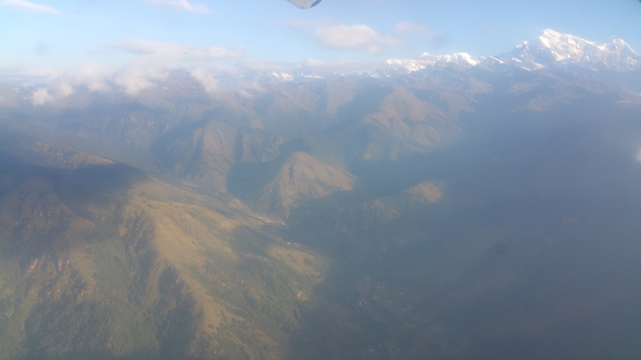 Der Anflug auf Lukkla beginnt.
