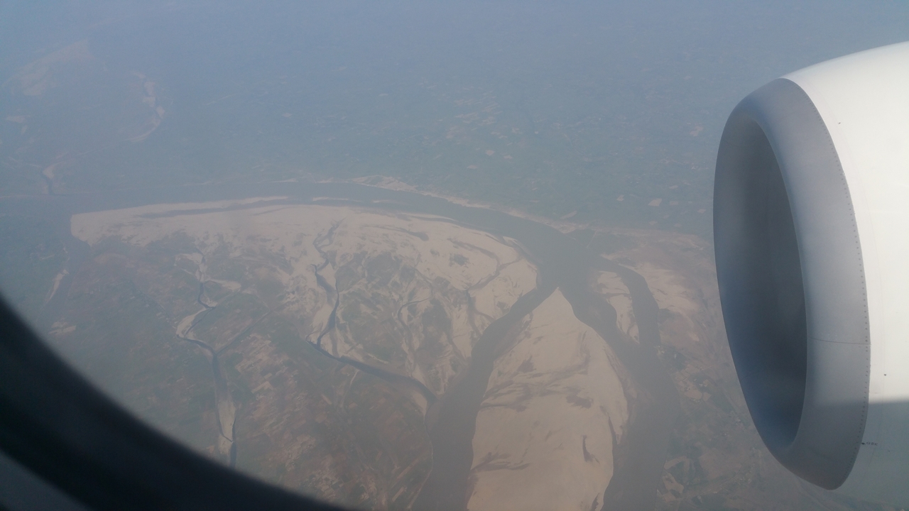 Schon über Indien, der Gogra in der Nähe von Faizabad.
