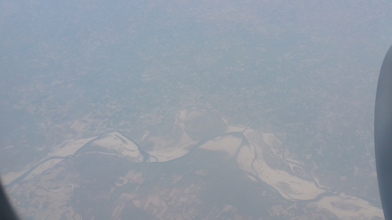 Der Ganges ca. 100 km vor Neu-Delhi.
