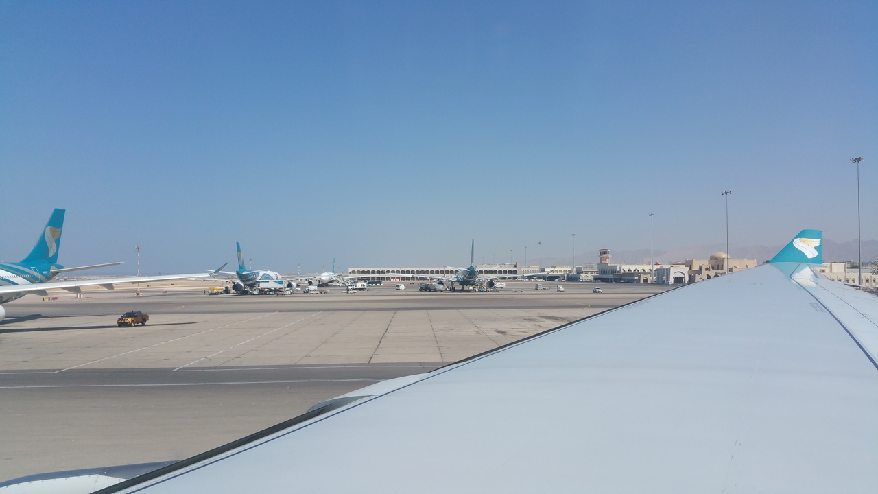 Der Muskat International Flughafen ist das Drehkreuz der Oman Air.
