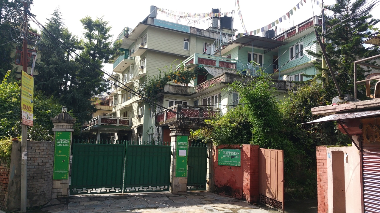 Das Happiness Guesthouse #1 hinter dem Boudhanath ist mit 11$ für die Übernachtung (mit einfachem aber ausreichendem Frühstück) ziemlich günstig für diese Lage.
